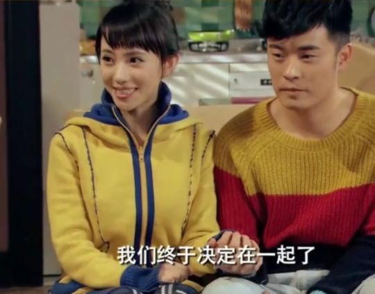 爱情公寓:曾小贤诺澜公布恋情,谁注意胡一菲手