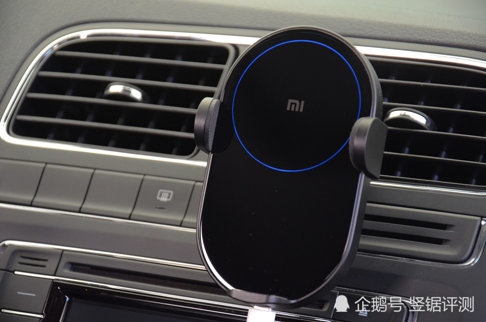 小米20W无线车充评测,堪称小米9专用配件