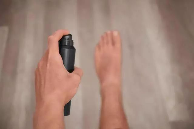 640