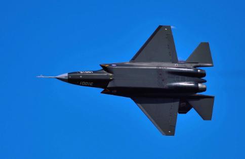 歼31落后不堪重用?这一性能超越F22,不声不响