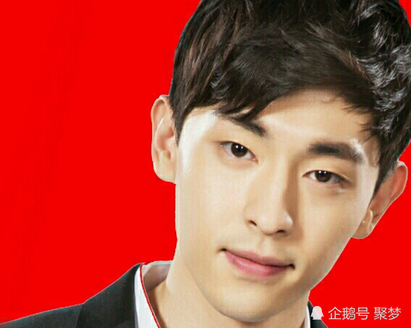 有一种"证件照"叫邓伦,镜头放大两倍后,网友:什么神仙
