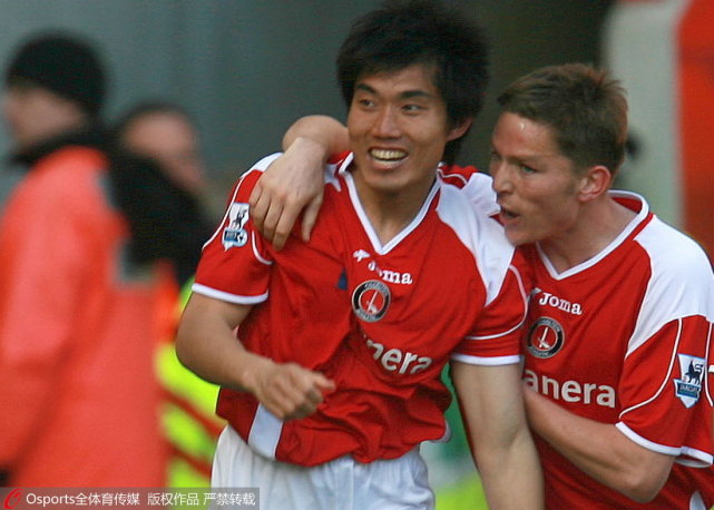 郑智12年前英超处子球 他若转身国足再无大佬