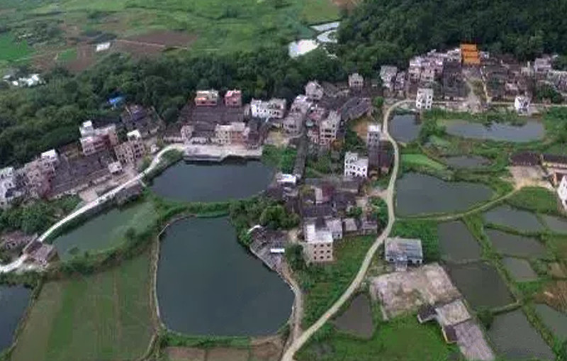 此前,英德市的横石水镇江古山村,西牛镇下寨