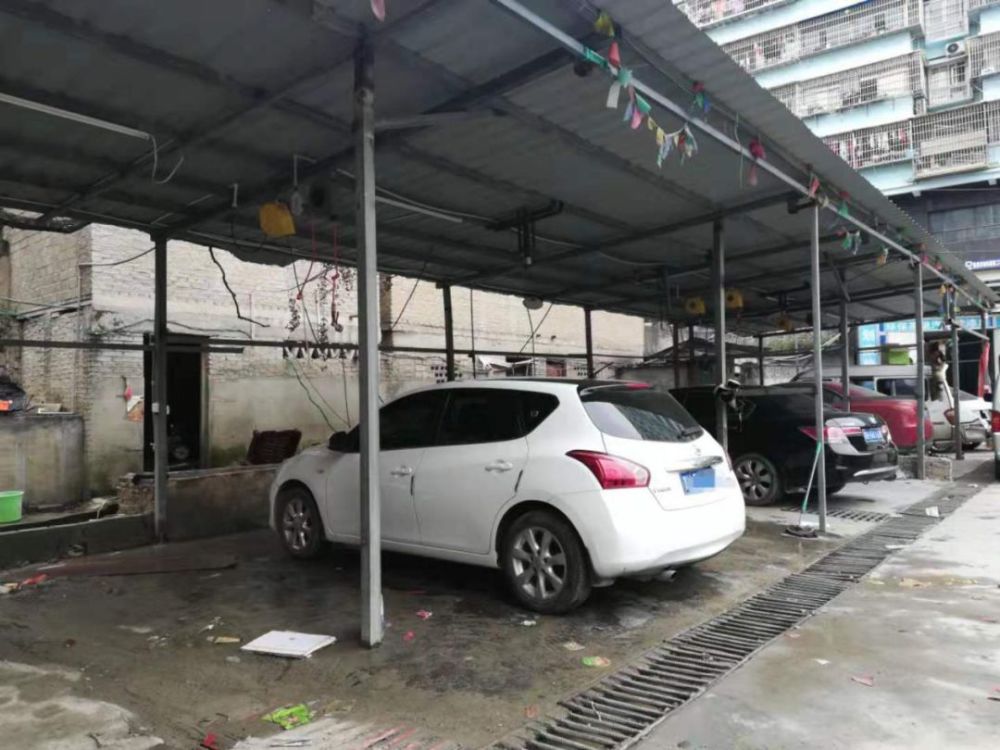 凯里一洗车场老板将空余场地转租他人,收取他人租金后玩"失踪"