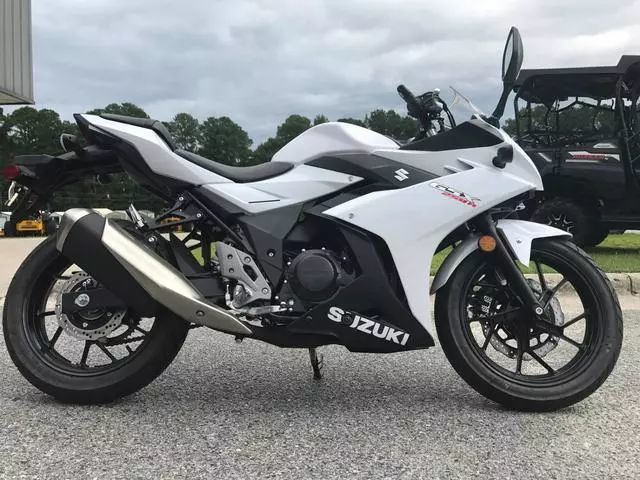 入门级跑车的新选择 试驾豪爵铃木gsx250r