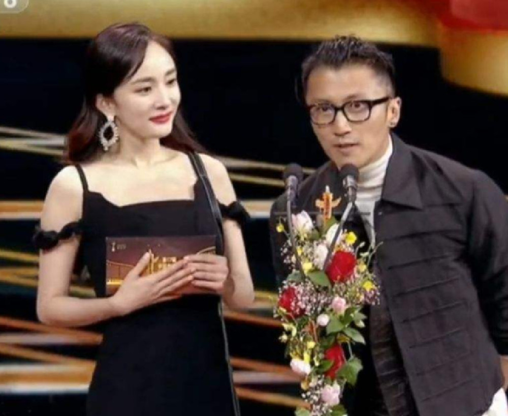 杨幂谢霆锋恋情图片