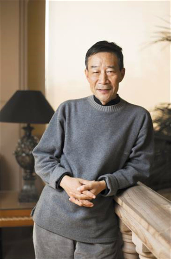 一个大家快淡忘的男演员,德艺双馨的艺术家,如今依旧是榜样人物