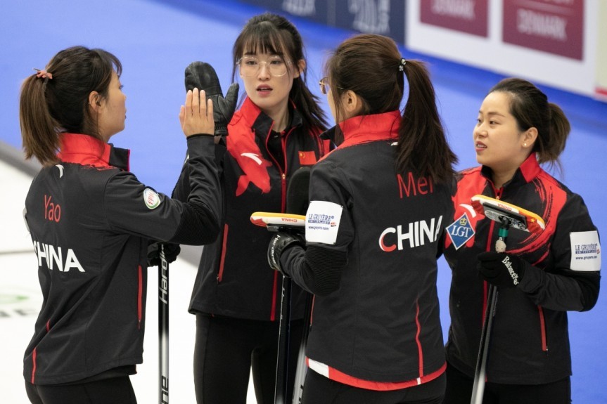 女子冰壶世锦赛中国击败德国 与俄罗斯并列排