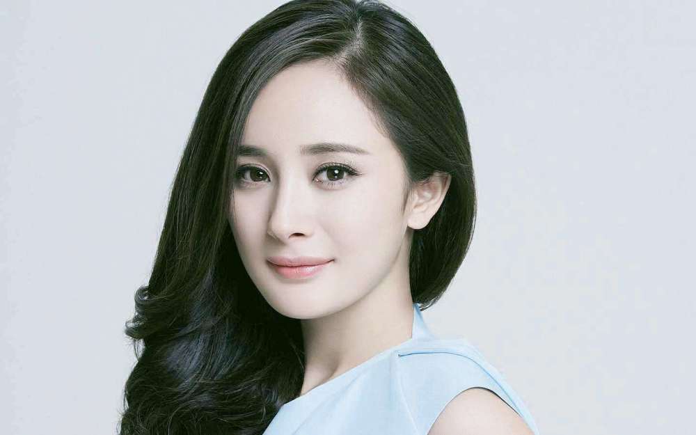 谢霆锋否认与杨幂的恋情,能把他们扯到一起是