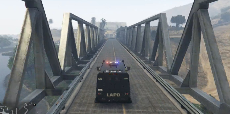 Gta5 变成警察混入军事基地 会发什么什么 没那么难嘛 看点快报