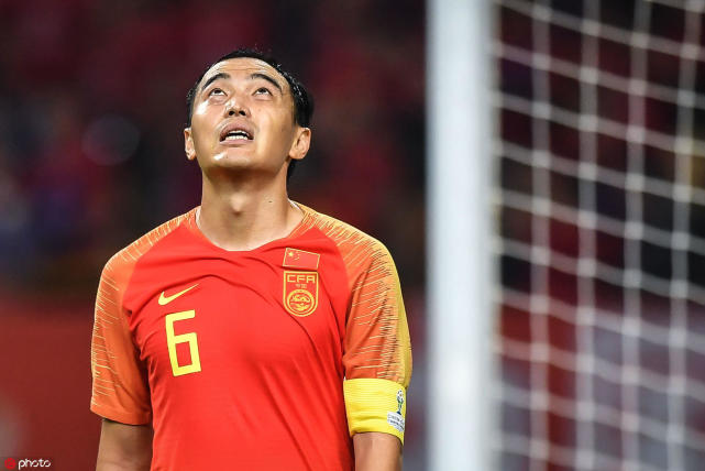 央视怒批国足:防线一盘散沙!只输泰国1球已是