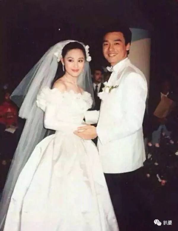 网友爆料称窦唯三婚娶资深女粉丝 两人一见钟