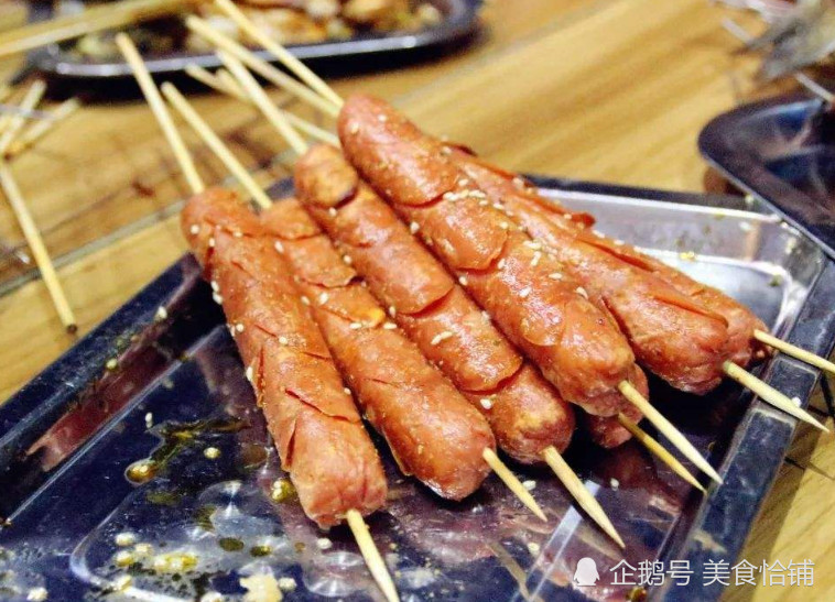 烧烤中最饱腹的四种烤串,烤火腿肠只是毛毛雨,图4吃2串就饱