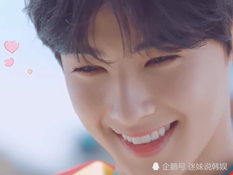 中韩泰爱豆微笑合集,车银优千玺心空预警,这对荧幕cp甜到众人