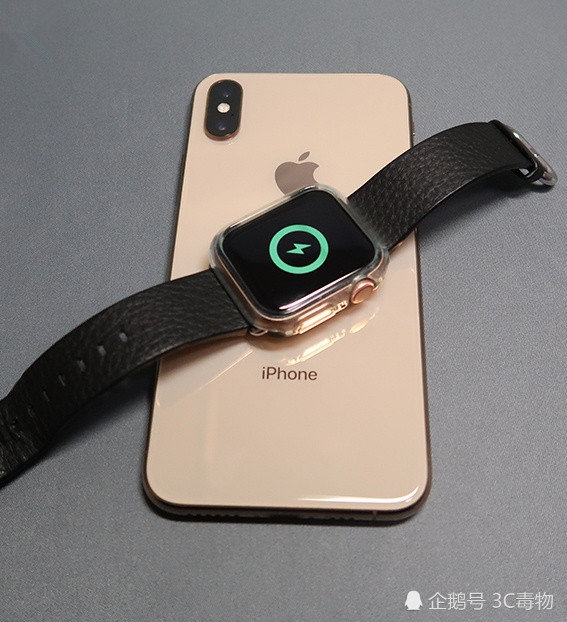 外媒:iphone11将支持反向无线充电 可给耳机手表充电