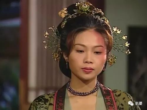 李嘉欣同框两大旧情敌,这场豪门阔太的暗战很