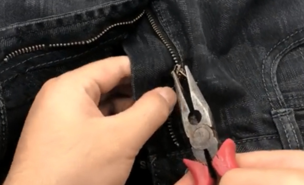 裤子拉链坏了别急着换,教你简单一招轻松修好,方法很