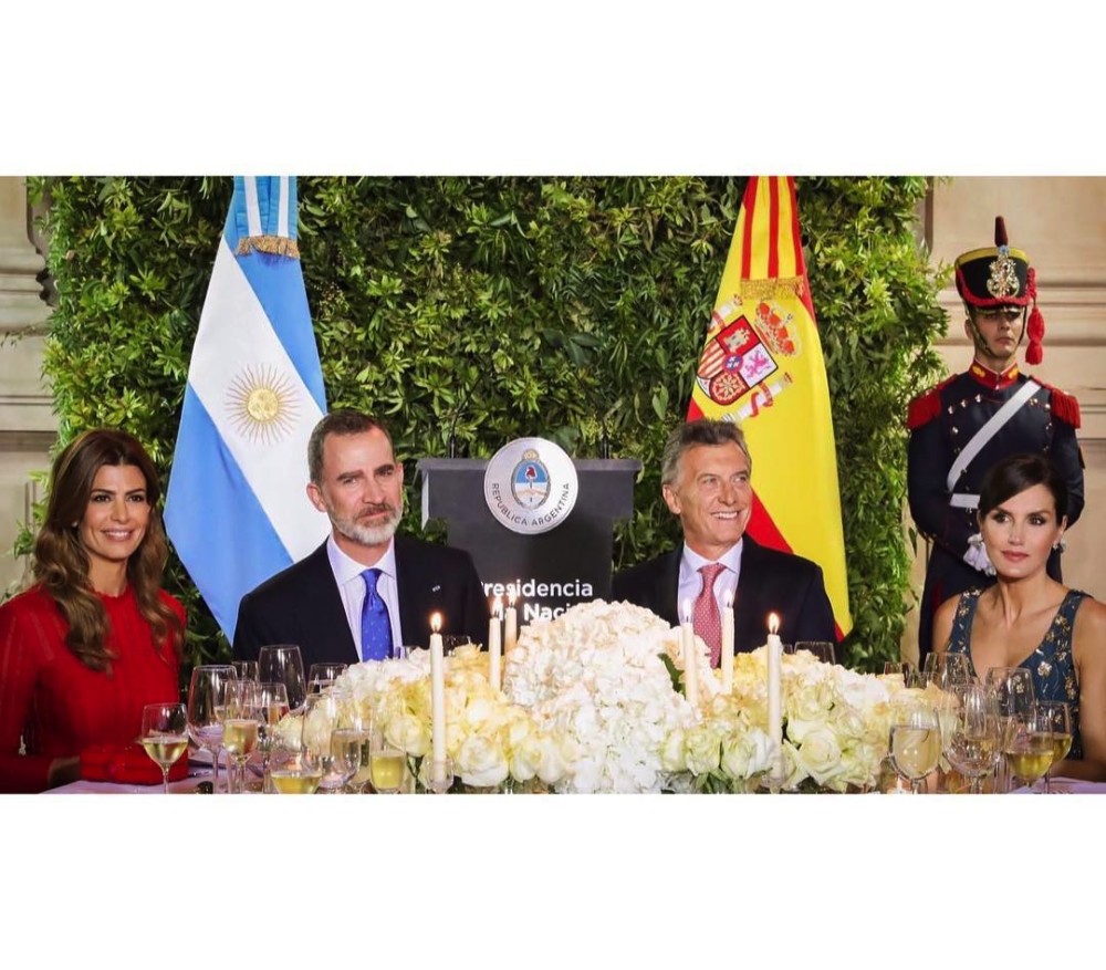 西班牙国王夫妇访问阿根廷:第一夫人居然比王
