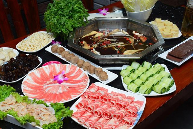 吃熏肉时:生菜卷下面为啥要垫火锅?这3个妙贾令最好谁家肥牛吃图片