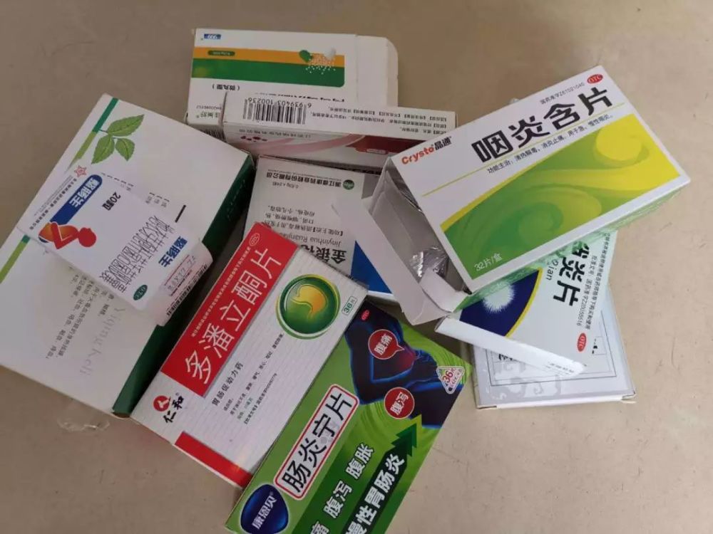 城事| 家里备的药品过期了?不能吃!但怎么处理,也成了