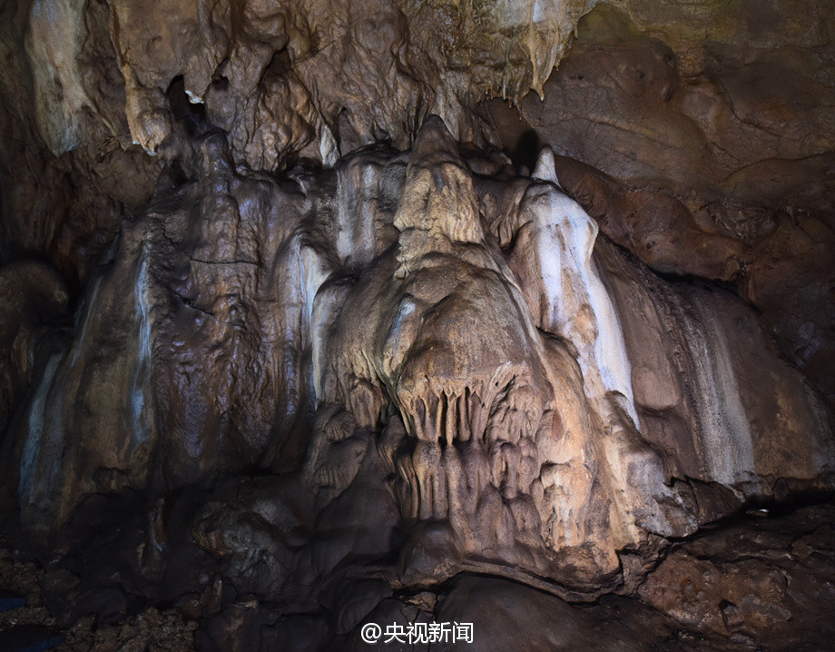 绝美地貌景色！陕西汉中发现世界级天坑群(组图)
