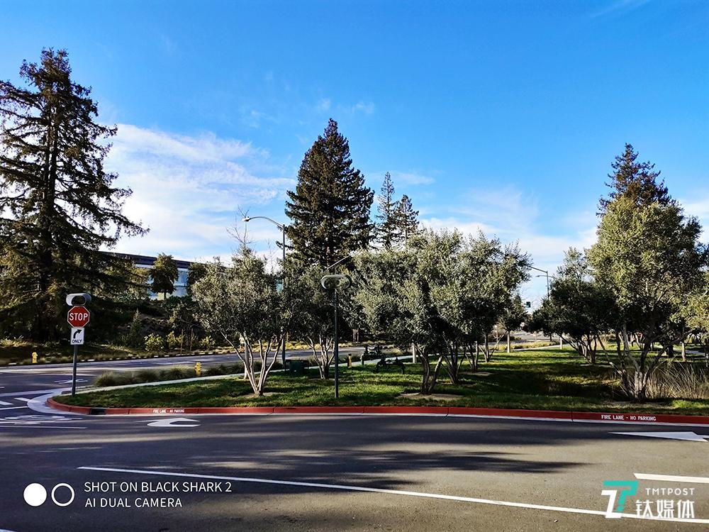 黑鲨游戏手机2评测:一台游戏基因深入骨髓的竞