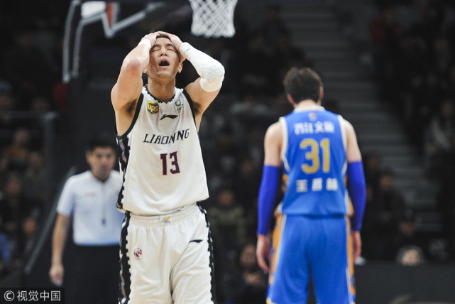 别再让CBA本土MVP争议,变成网络暴力攻击球