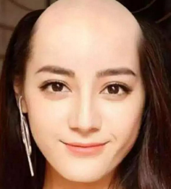 女星剃光头:赵丽颖最美,章子怡不忍直视,热巴逗笑全场