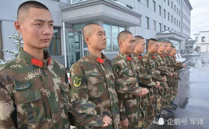 大概不只是因为发型,更是因为他们具有中国军人的那种精