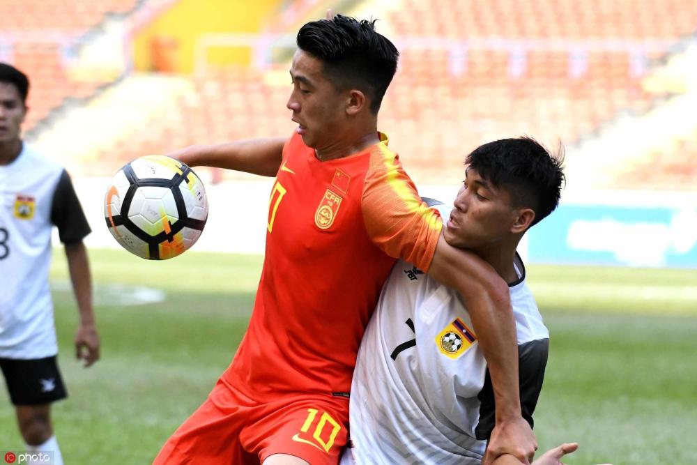 沪上逐鹿:上港防线满血复活 申花归化球员或踢