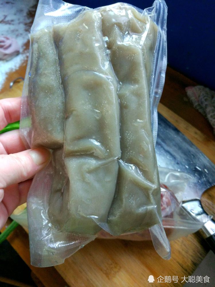 重庆彭水三种最有名的美食,川渝气息浓烈,口感确实巴适