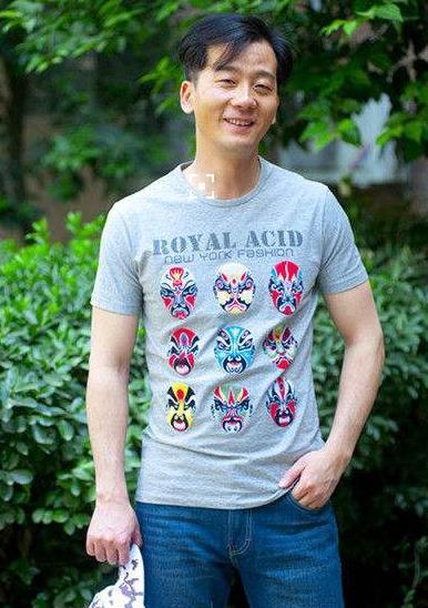 他是《宝莲灯》中的哮天犬,经过多年的努力,如今逆袭