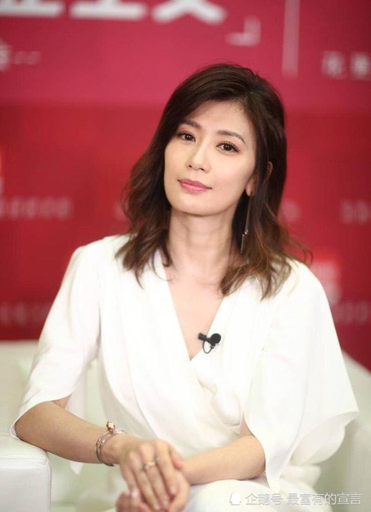 贾静雯未修图照片曝光,去除美颜滤镜,依旧漂亮非凡