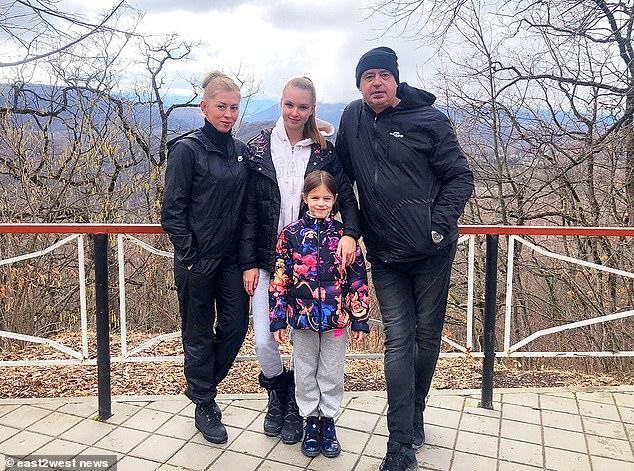 俄罗斯模特在中国走秀患上脑膜炎,家人花高价