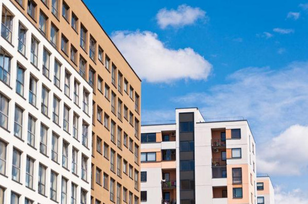 为什么gdp增长高生意很难做_中国gdp增长图(3)