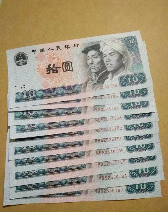 老人去银行取10元钱,到手之后哑口无言,这是为何?