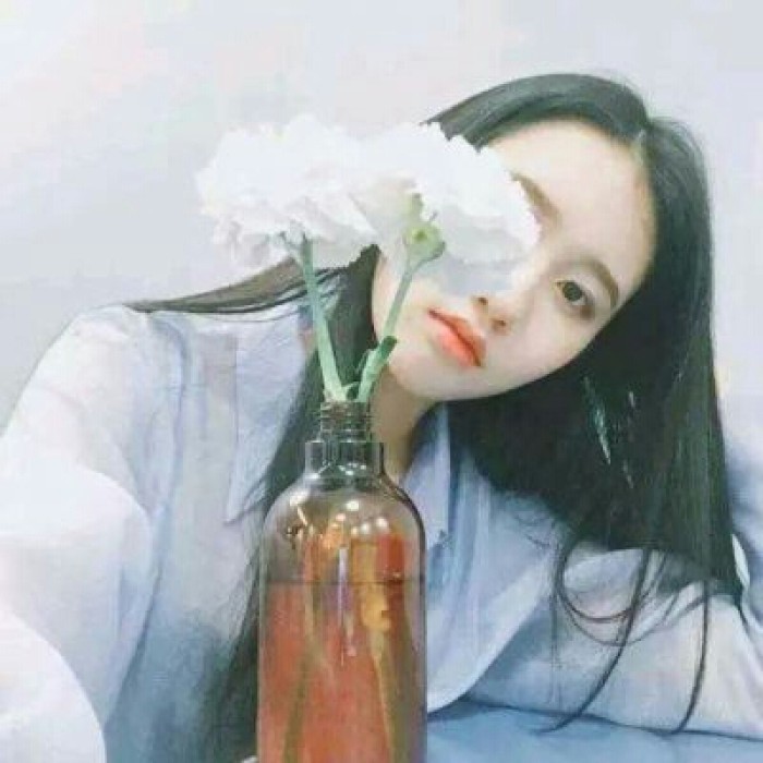 森系女生头像:看到你头像就会想到森林,清凉,安静这些