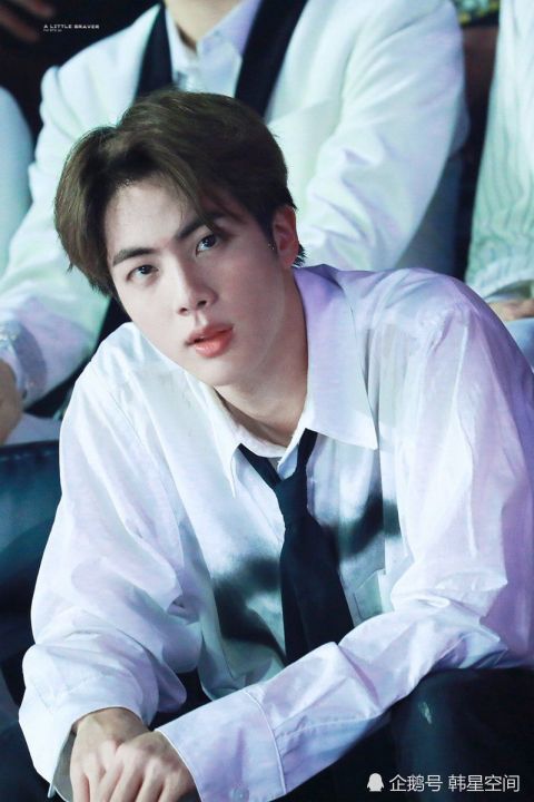 Bts防弹jin金珍硕穿透视装 遮肉方法独特 内心小公举 看点快报