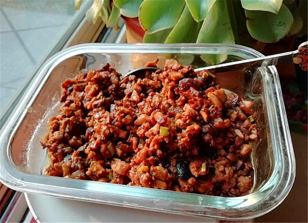 网评最好吃的4种拌饭酱,老干妈被人遗忘,第3堪