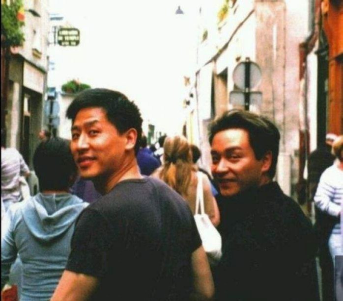 唐鹤德发文缅怀张国荣:过去多少快乐记忆,何妨与你一起追
