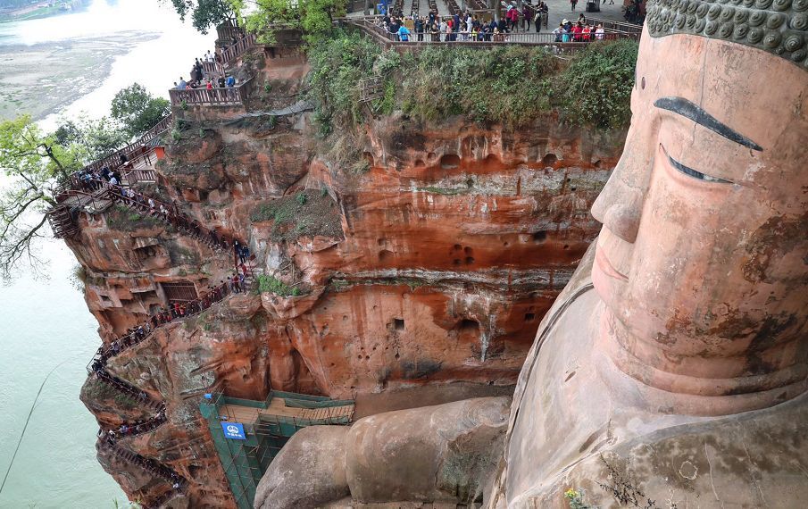 世界大佛排名_乐山大佛
