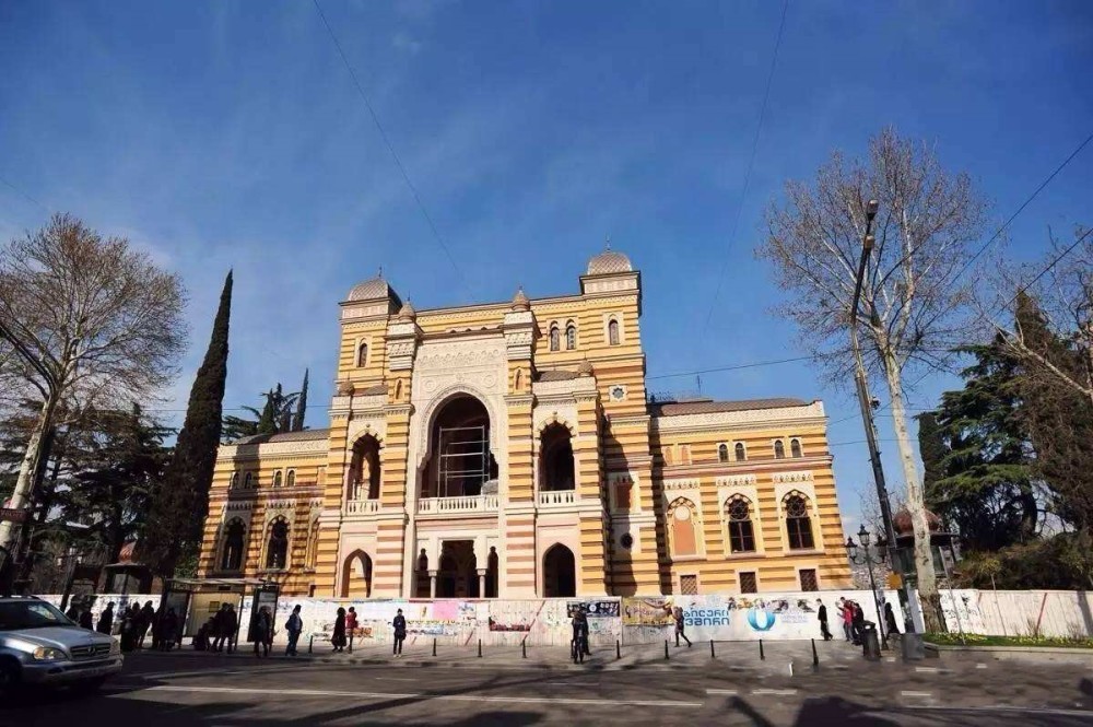 全球最适合穷游的国家,物价比东南亚低,还对中