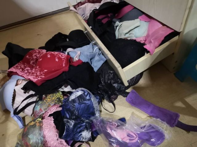 偷内衣内裤犯法吗_美女内衣内裤(2)