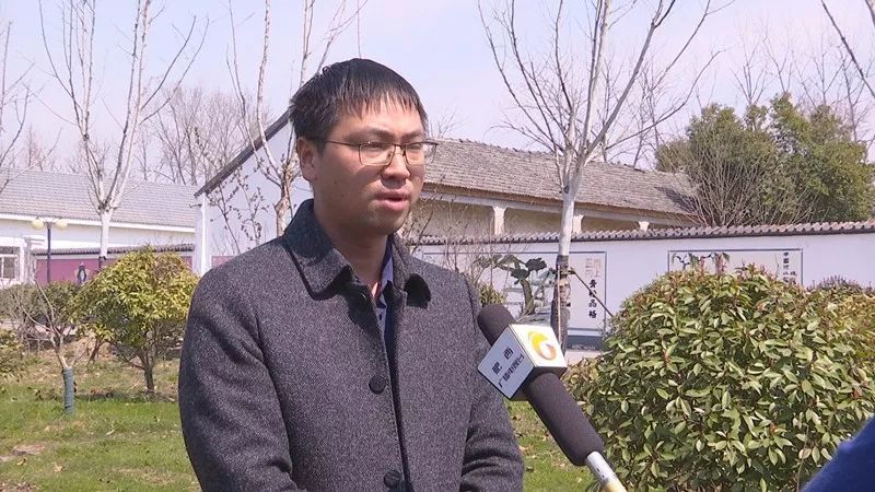 花岗镇副镇长 吴大庆