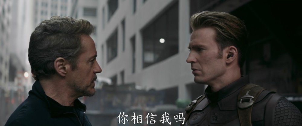 钢铁侠美国队长和好,网友:牵手成功?