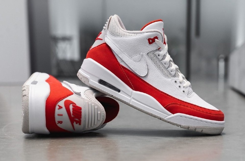 AJ致敬款层出不穷,丑爆朋友圈,新款大学红