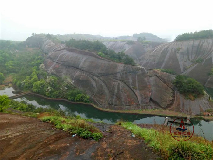 中国最大的洞中石窟,江西南岩寺,藏有世界最大的卧佛