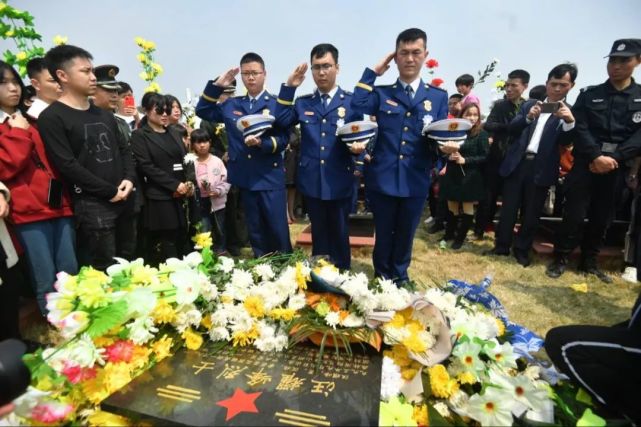 汪耀峰回家了,烈士一路走好!