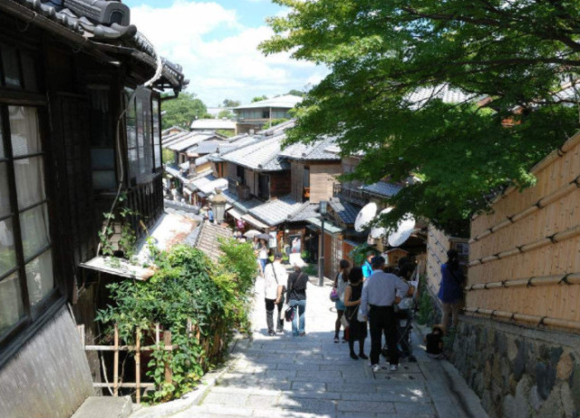 日本现总人口_日本樱花