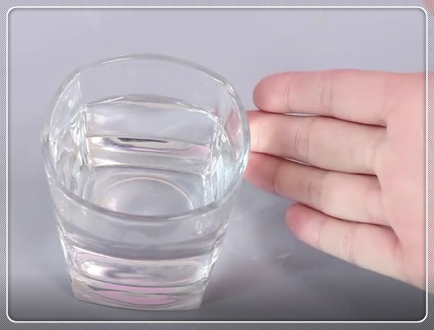 640
